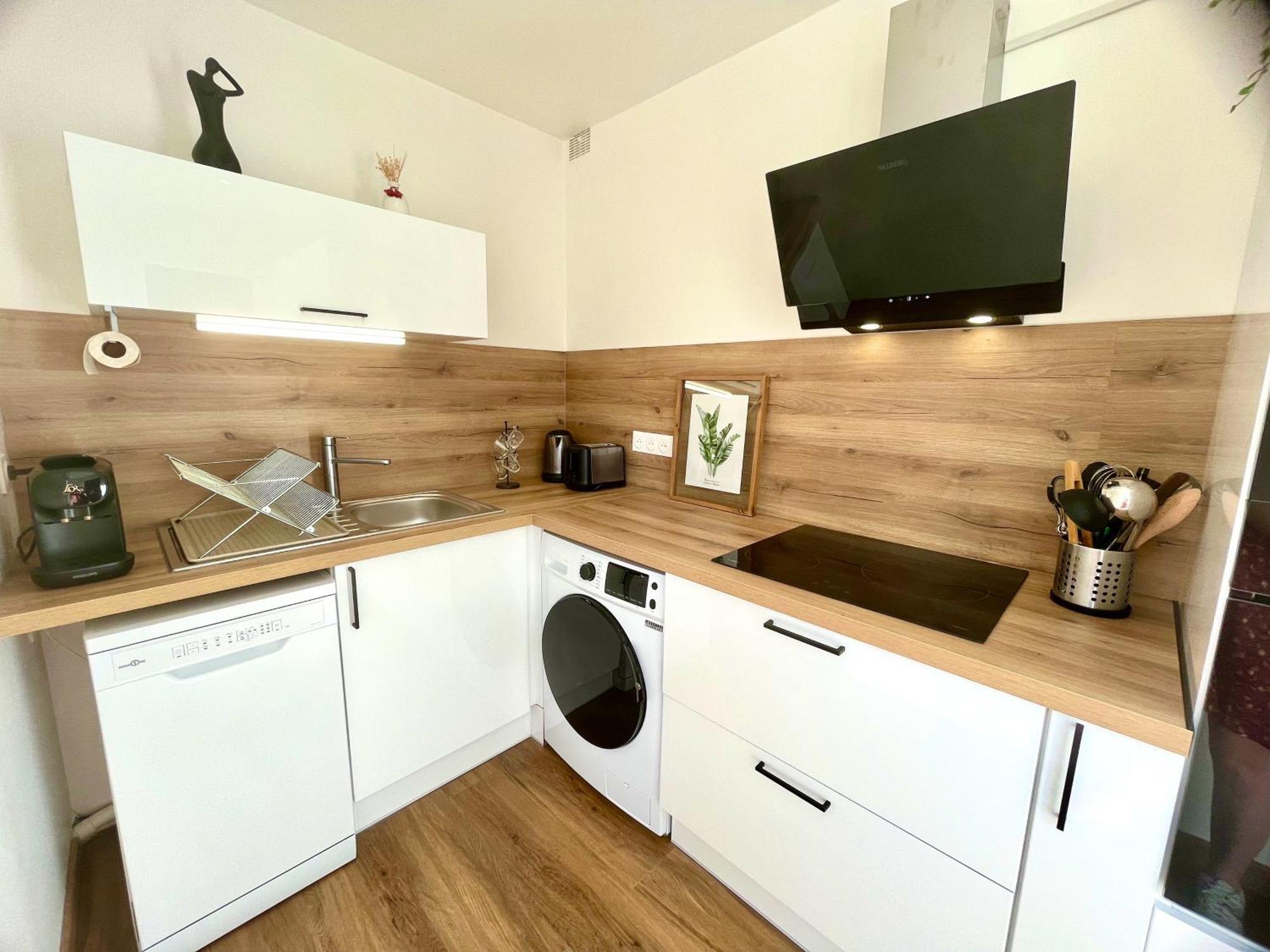 Apartment + Parking Prive *