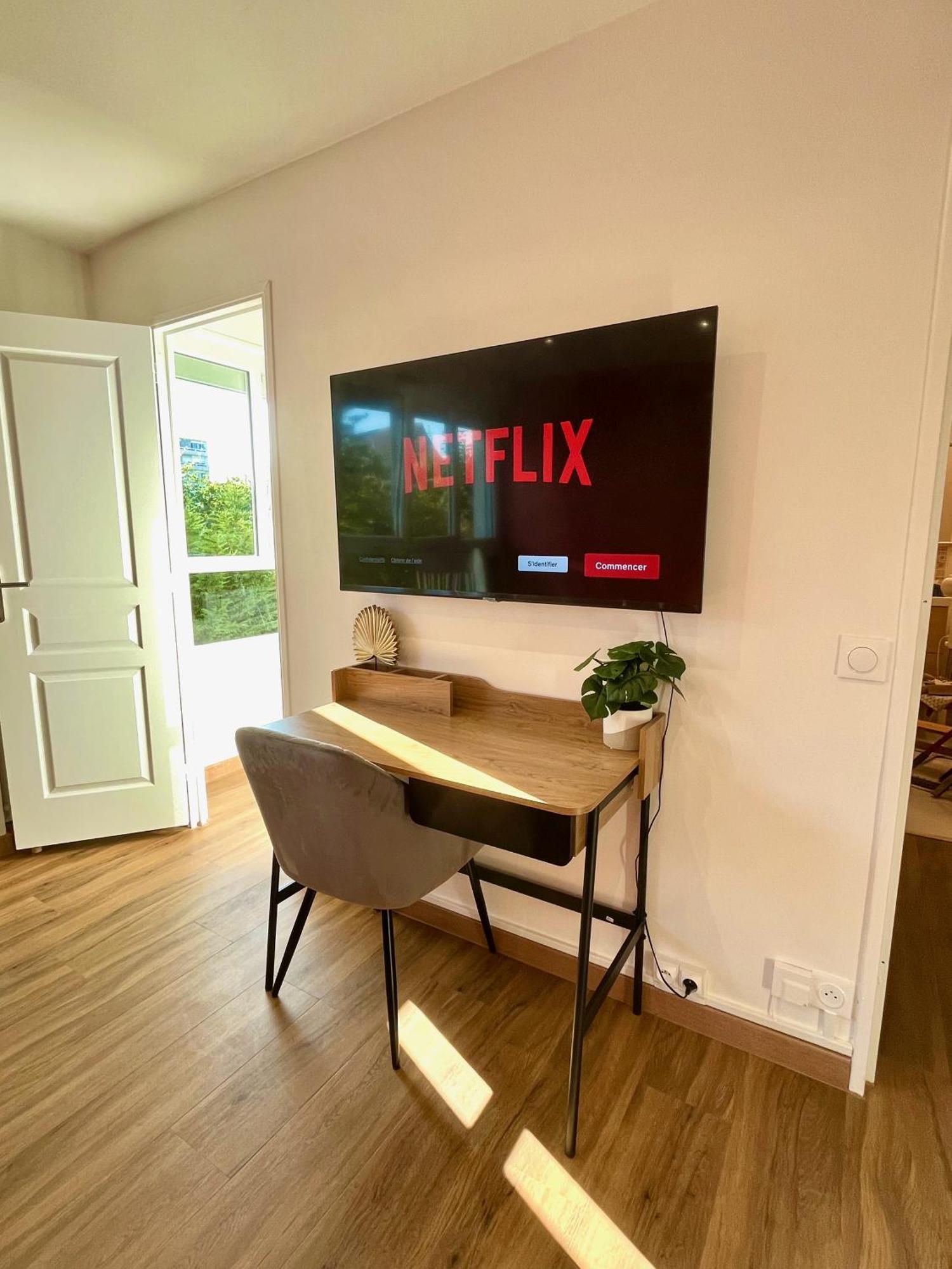 + Parking Prive Apartment